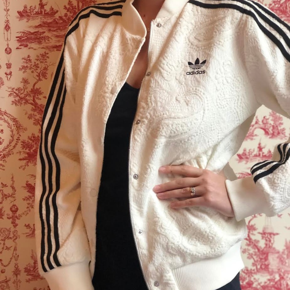 Rare Adidas white and black oversized jACKET